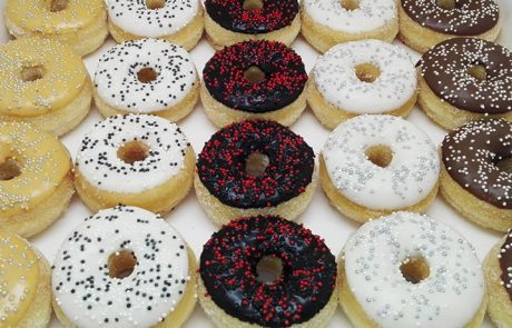 Gala mini donut box - zakelijke donuts - JJ Donuts