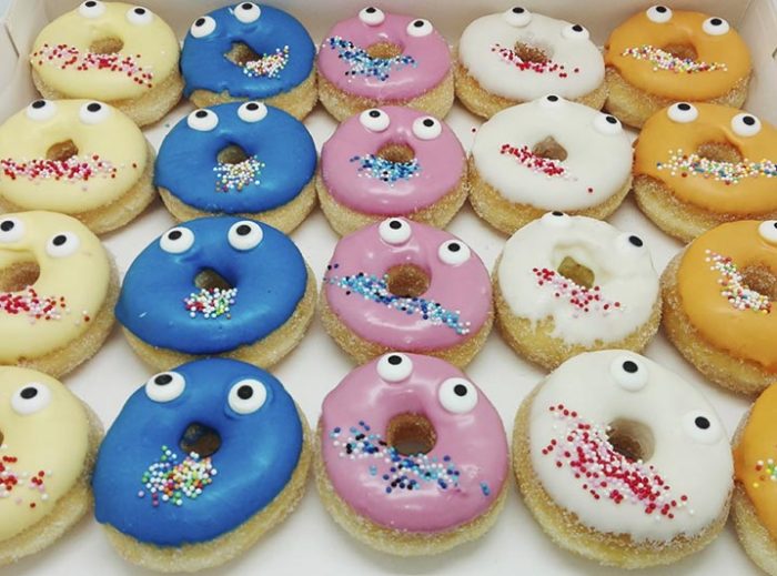 Kids funnyfaces mini donut box - zakelijke donuts - JJ Donuts