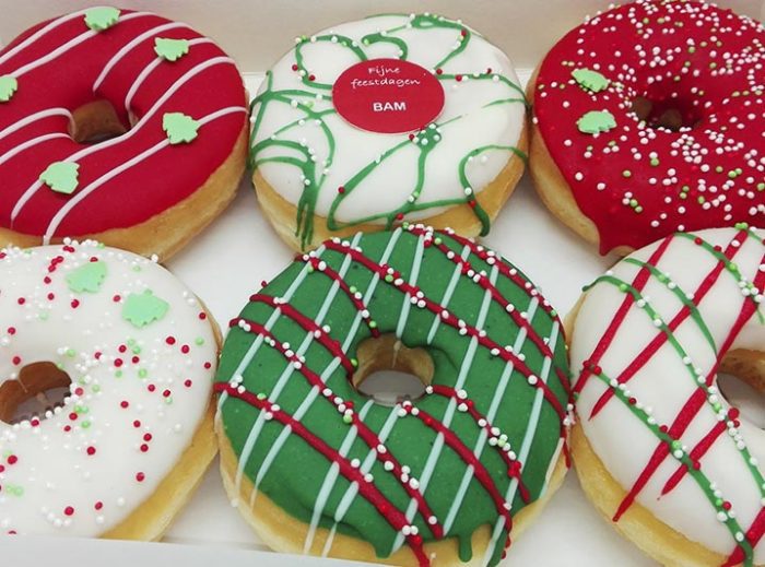 Kerst Donut box met eigen logo foto 2 - JJ Donuts