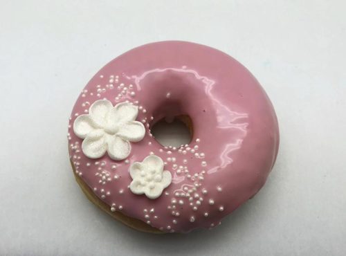 Bruidsdonut Witte Bloemen - bruiloft donut - JJ Donuts