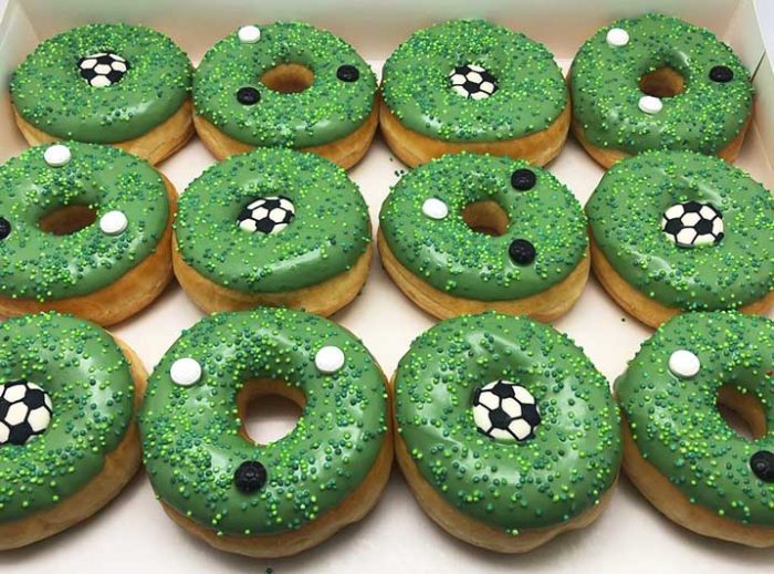 Voetbal Donut box - JJ Donuts