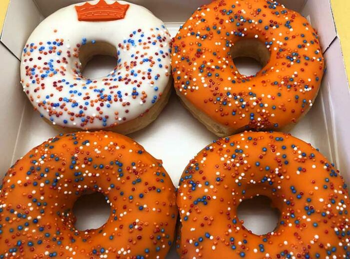 Koningsdag Donut box 4st oranje kroon - JJ Donuts